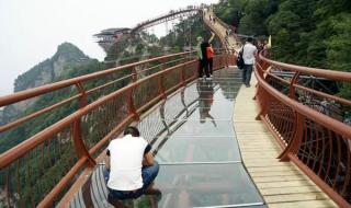 山外青山楼外楼的下一句