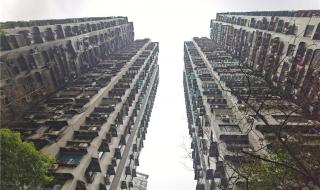 重庆一居民家中突发火灾